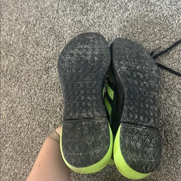 Adidas Men's Black and Neon Green Athletic Shoes size 13 - Picture 5 of 7